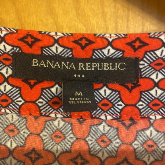 Wrap dress size medium. - Picture 3 of 3